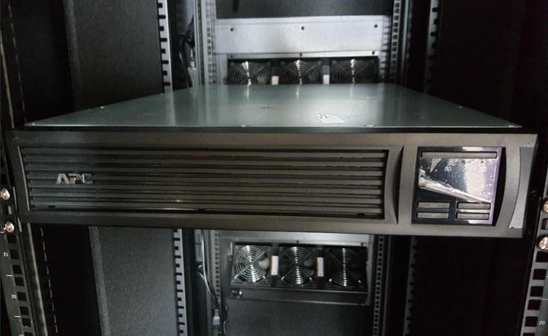 UPS mounted on server rack in data center